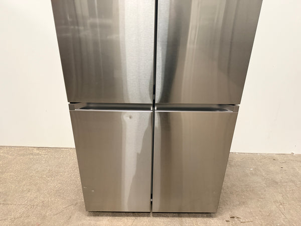 New: Scratch & Dent -Samsung RF23B7671SR/AA Bespoke 4-Door Refrigerator Flex with Beverage Center in Fingerprint Resistant Stainless Steel / N-1031