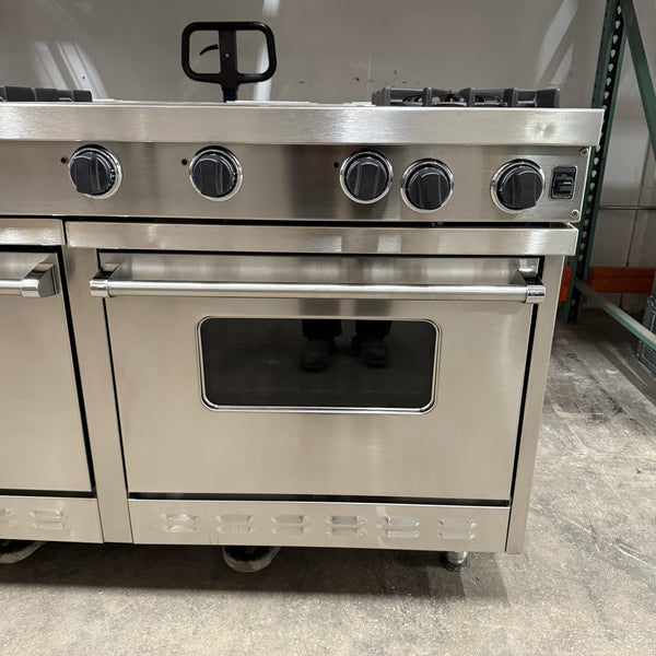 Viking Commercial 60 Inch Wide 5.07 Cu. Ft. Free Standing Natural Gas Range with TruGlide Full Extension Rack and ProFlow Convection VGRC605 - 6GDSS - H Certified Refurbished