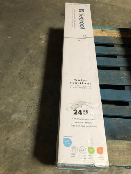 LifeProof Terrado Oak Water Resistant 12 mm Laminate Flooring (19.83 sq. ft. / case)