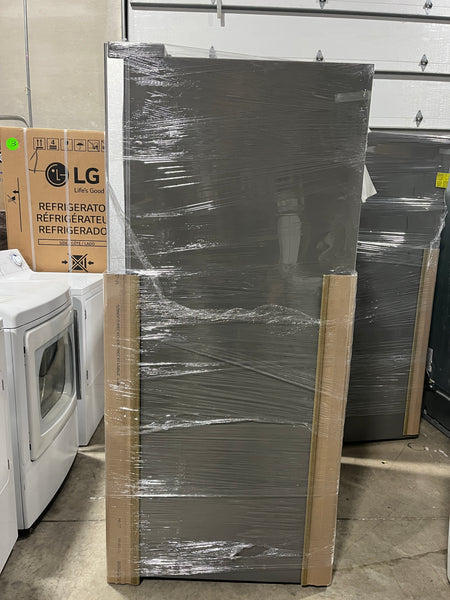 NEW: LG Electronics 25 cu. ft. French Door Refrigerator w/ Ice and Water Dispenser and SmartDiagnosis in PrintProof Stainless Steel